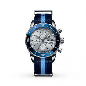 montre Breitling Superocean Heritage pour homme en argent de 44 mm
